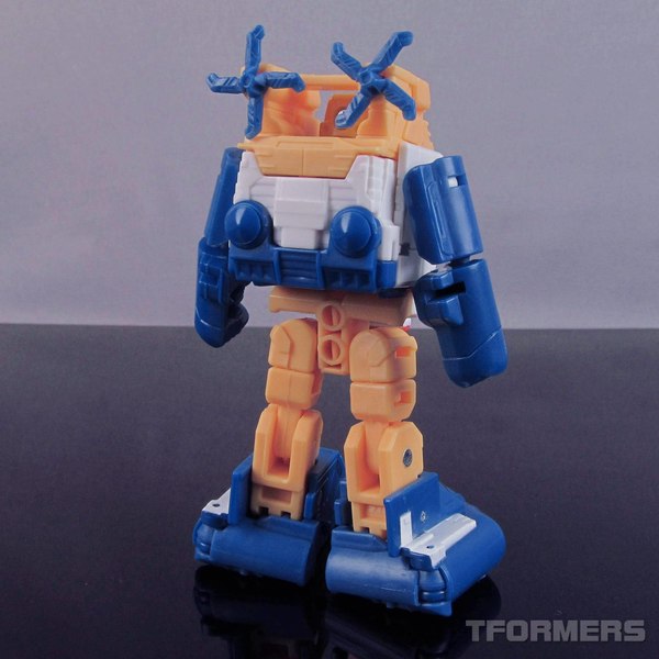 TFormers Titans Return Seaspray Photo Gallery 010 (10 of 129)